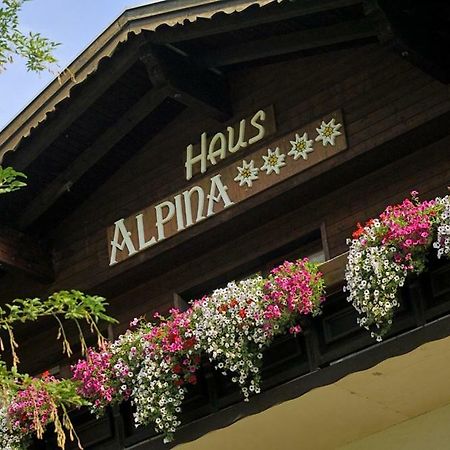Haus Alpina Apartamento Häselgehr Exterior foto